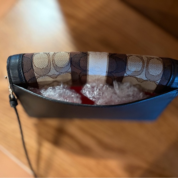 NWT Coach Anna Foldover Clutch Crossbody Bag in Brown and Black - Picture 5 of 13